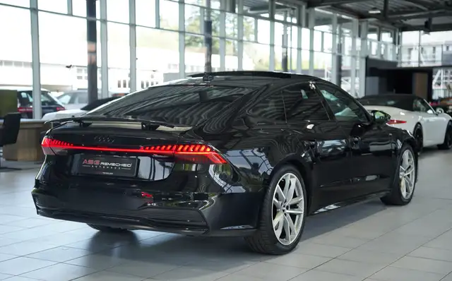 Audi A7 view 11