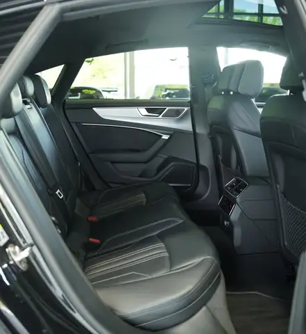 Audi A7 view 23