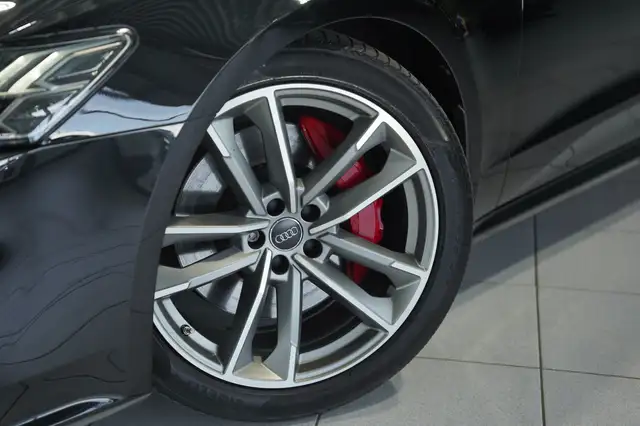 Audi A7 view 3