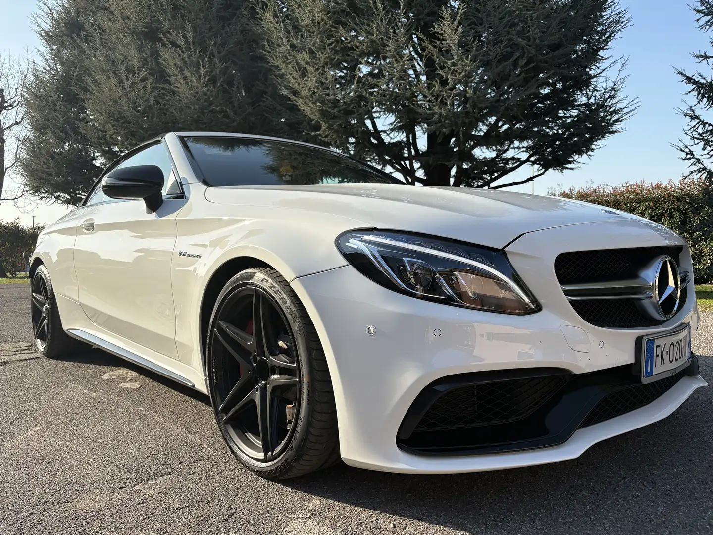Mercedes-Benz C 63 AMG Cabrio S auto - 1
