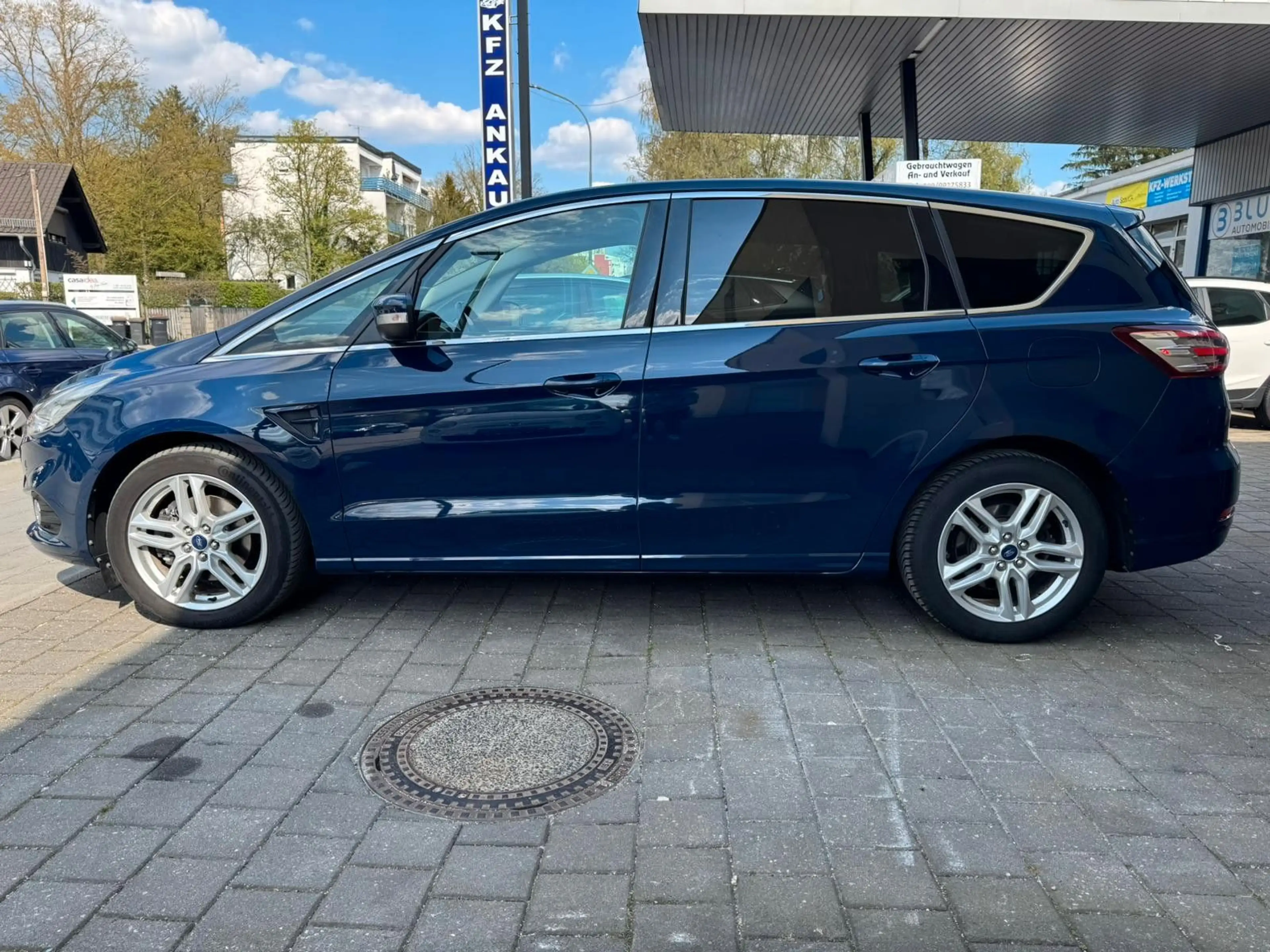 Ford S-Max Titanium 2.0 Aut. NAVI*R-KAM* — photo 4