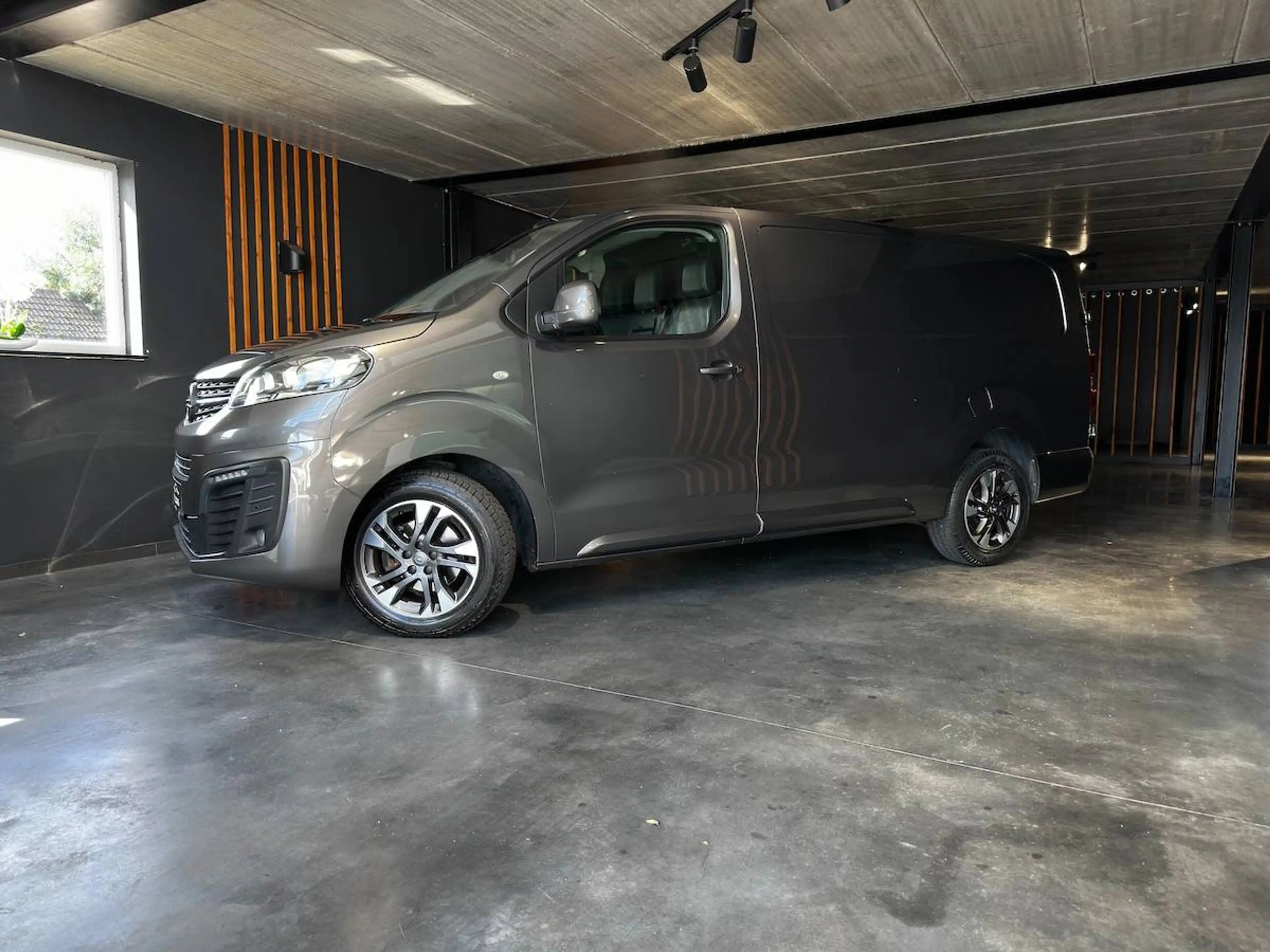 Opel Vivaro 2.0 TD S/S | 360° | Sensor | ACC | Carplay | ... — photo 2