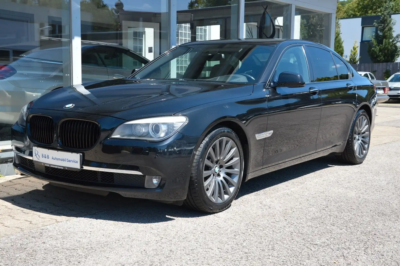 BMW 740 d xDrive*HUD*SHD*SOFT*ACC*360*STHZ*SITZKLIMA* Schwarz - 1