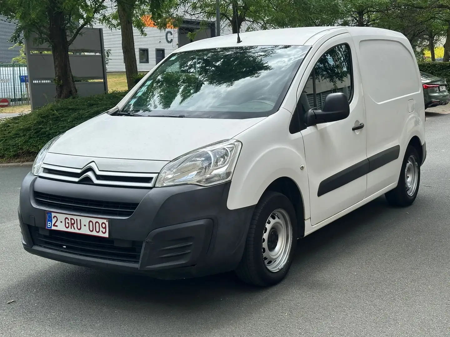 Citroen Berlingo 1.6 HDi 3 place euro6b Blanc - 1