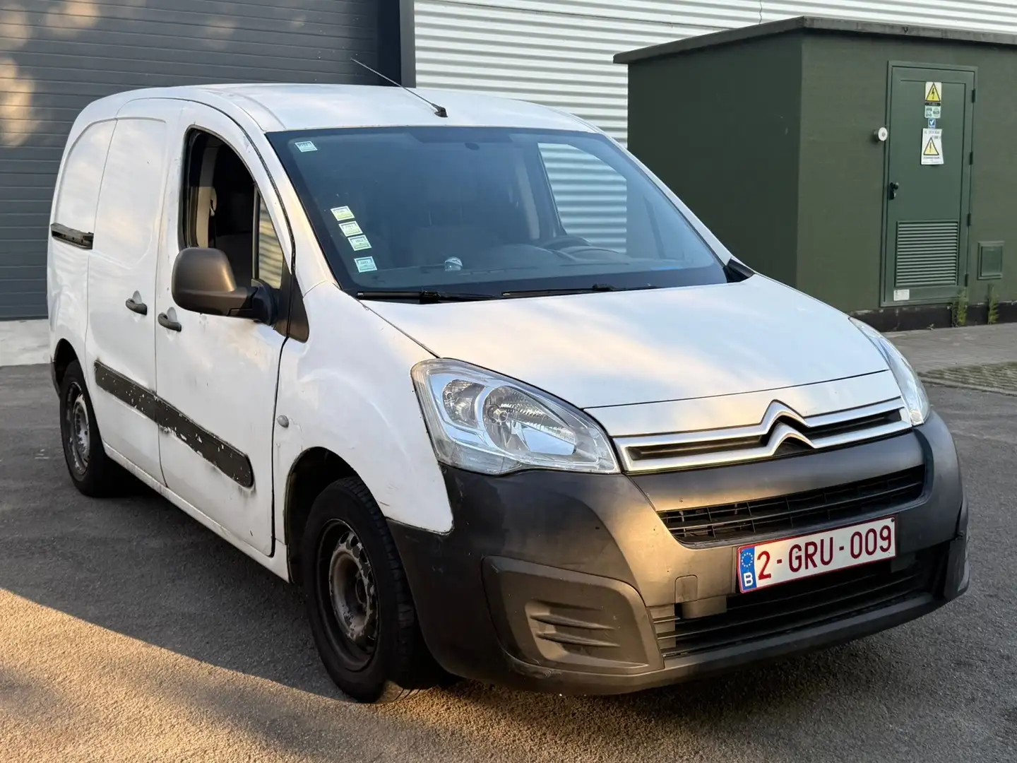 Citroen Berlingo 1.6 HDi 3 place Wit - 2
