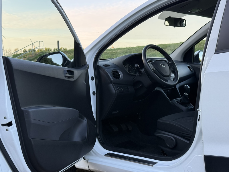 Hyundai i10 1.0i Comfort | Cruise Control | Apple Carplay | Ai — photo 8