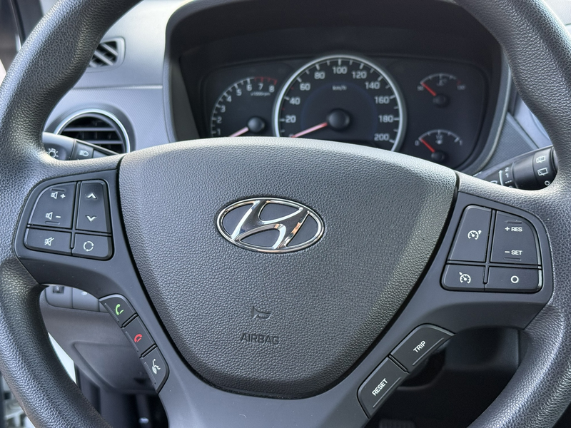 Hyundai i10 1.0i Comfort | Cruise Control | Apple Carplay | Ai — photo 14