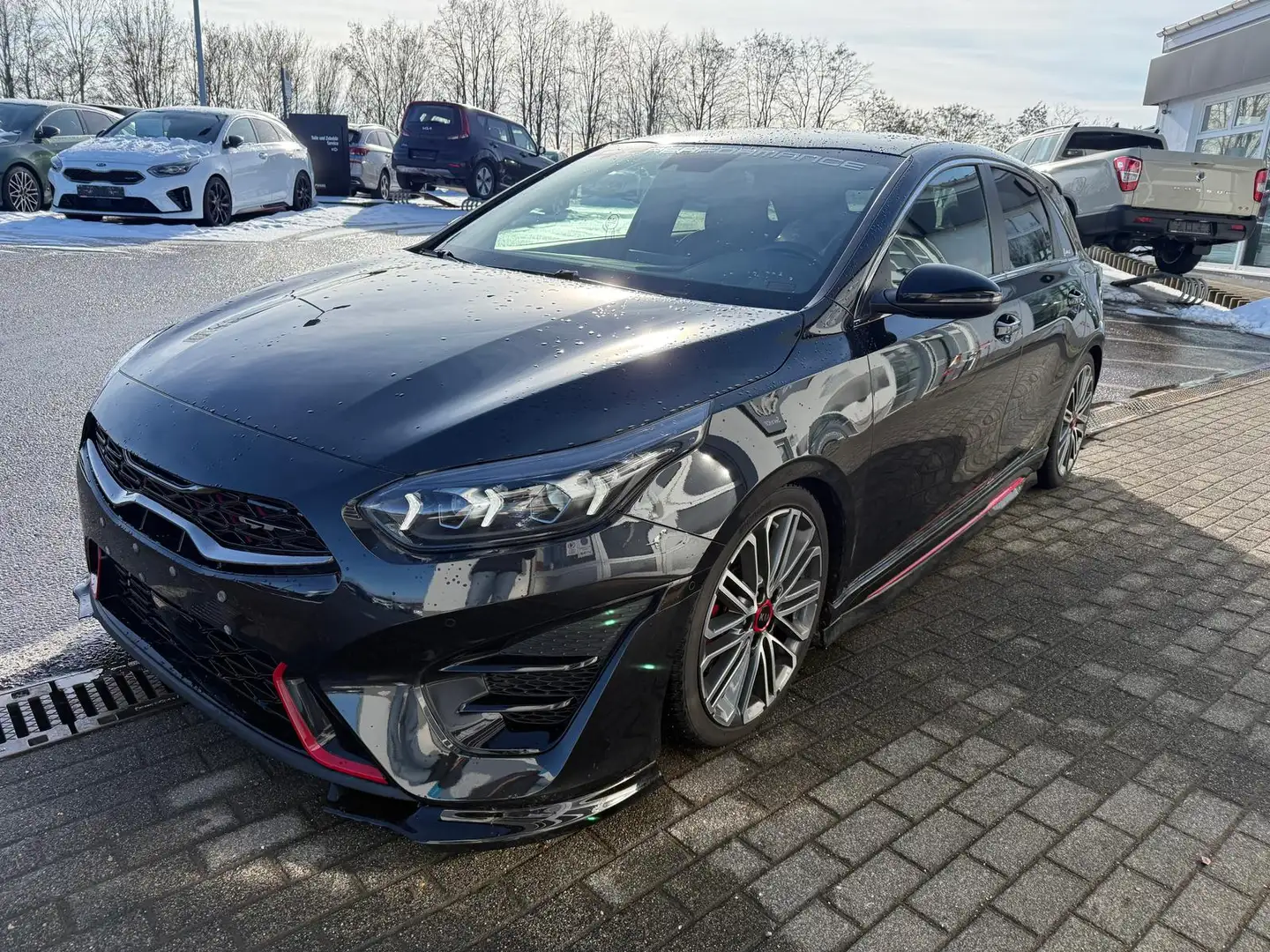 Kia Ceed / cee'd 1.6 TGDI DCT GT FUGEL SPORT Schwarz - 2