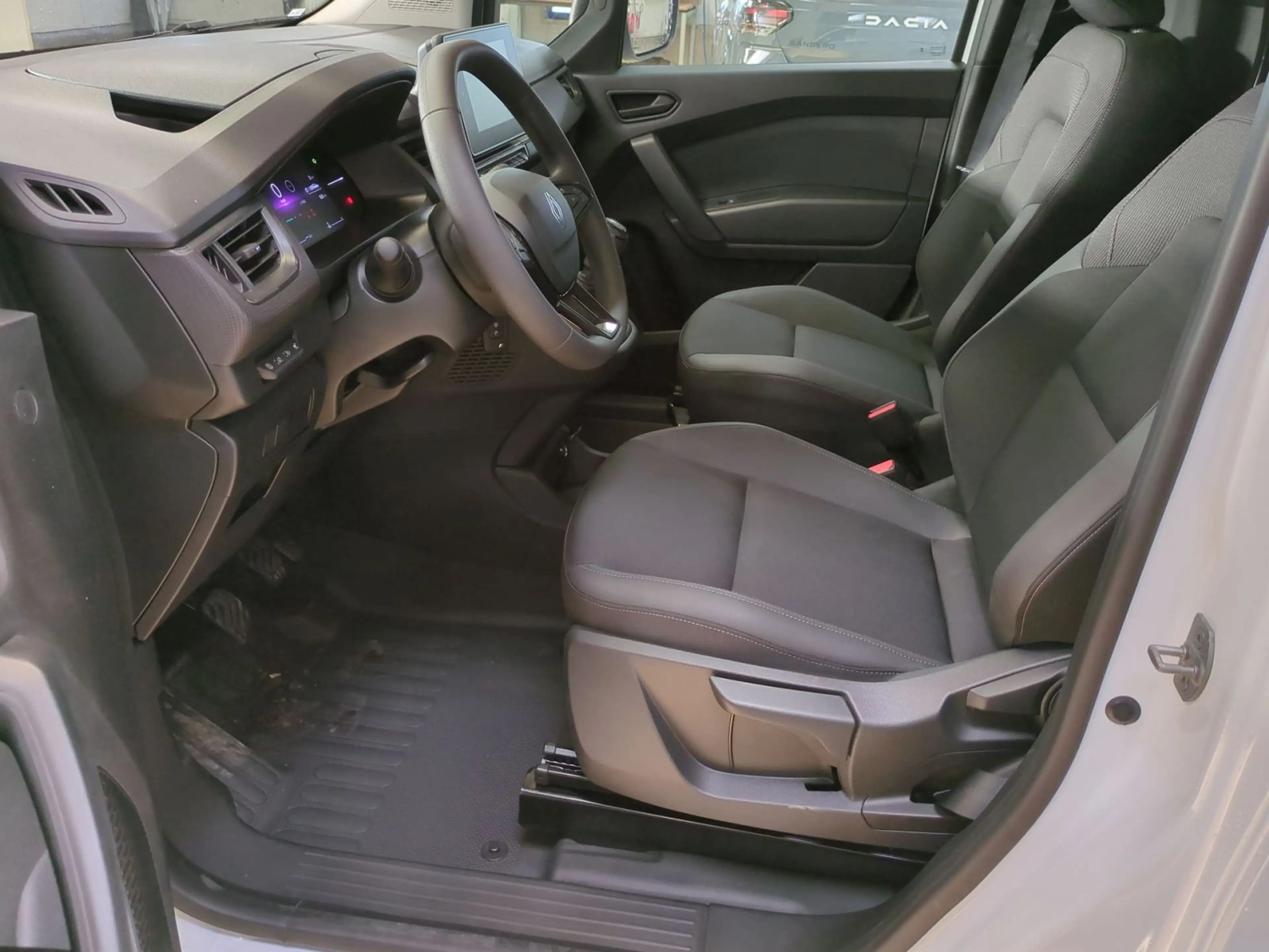 Renault Kangoo III 1.3 TCe100 Edition ONE — photo 12