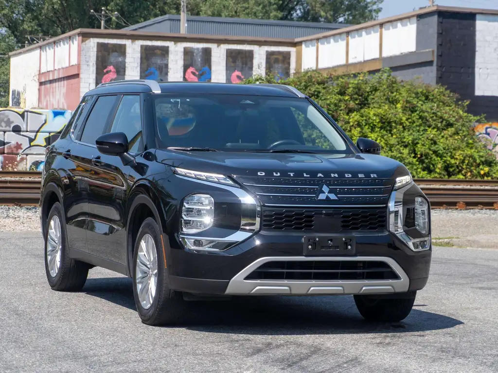 2022 Mitsubishi Outlander