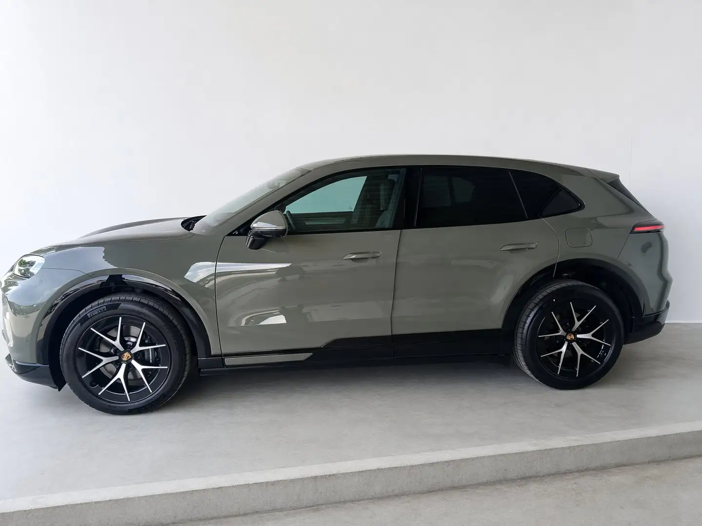 Porsche Cayenne Grün - 2