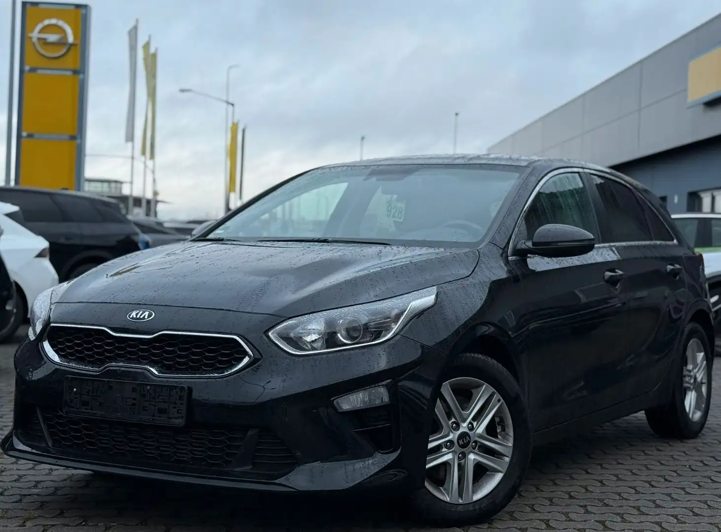 Kia Ceed / cee'd 1.6 AT 136PS *KAMERA*NAVIGATION* Schwarz - 2