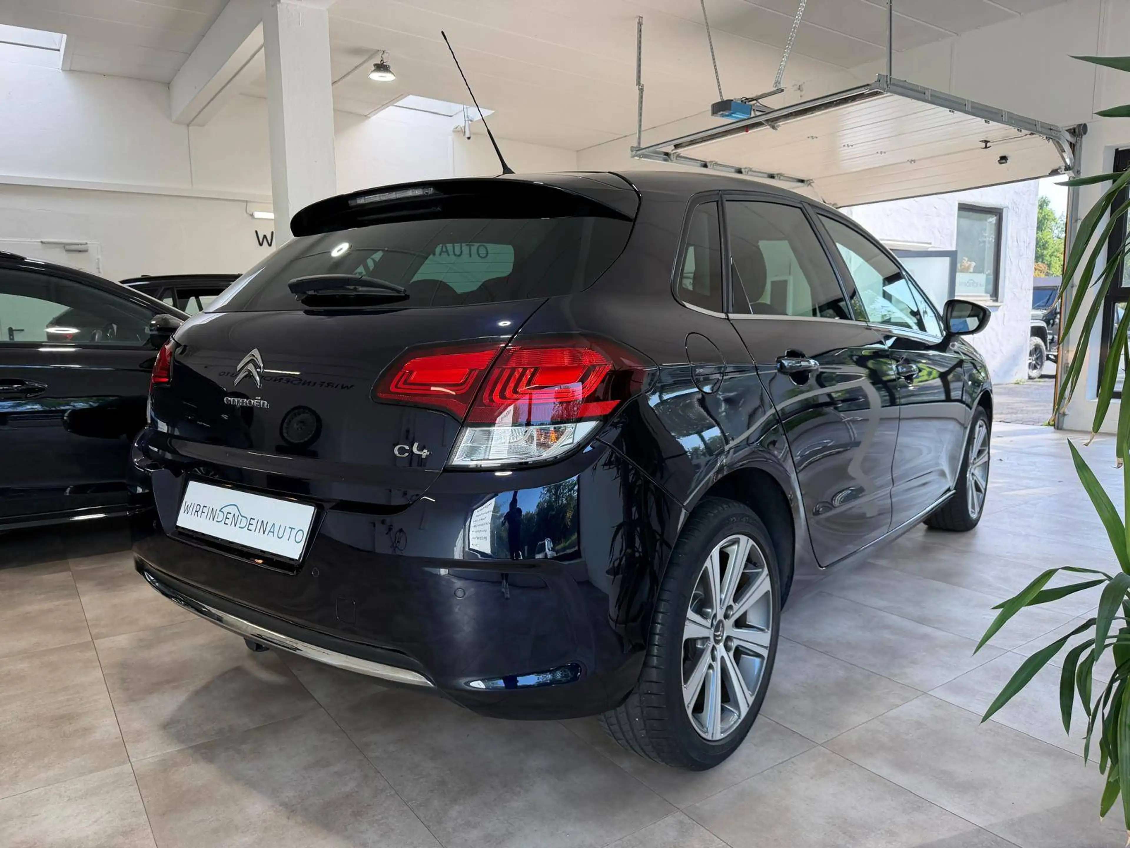 Citroen C4 C4 Shine*Sonderlack*LED*NAVI*Tempo*Autom.*AHK — photo 9