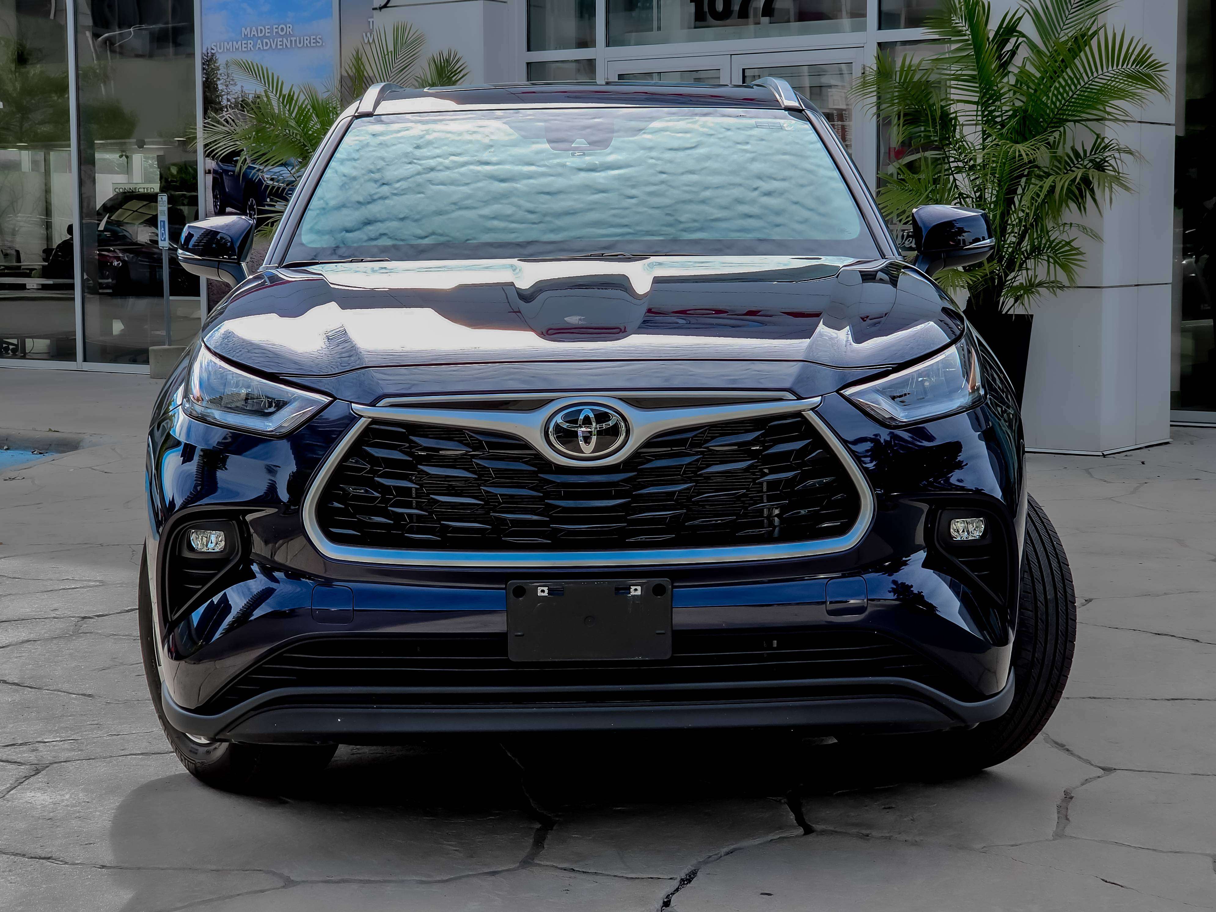 used 2024 Toyota Highlander car, priced at $46,995