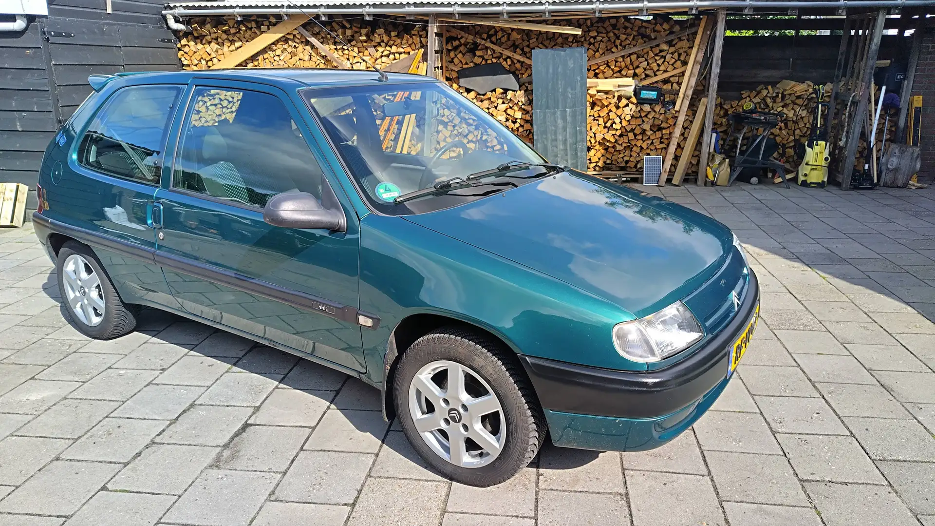 Citroen SAXO 1.1i SX Grün - 2