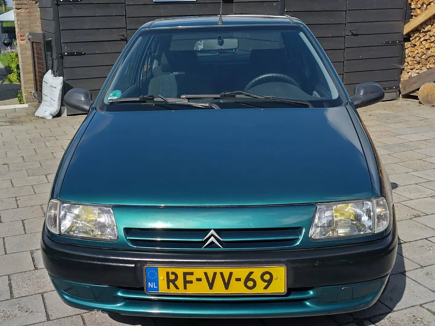 Citroen SAXO 1.1i SX Grün - 1