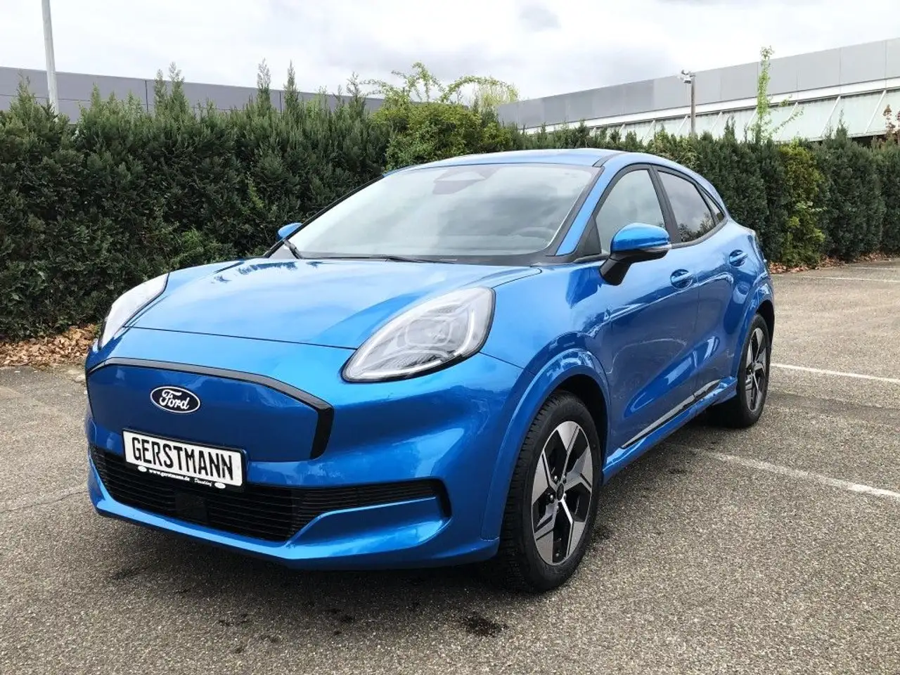 Ford Puma 43 kWh Gen-E AHK Ganzjahresreifen