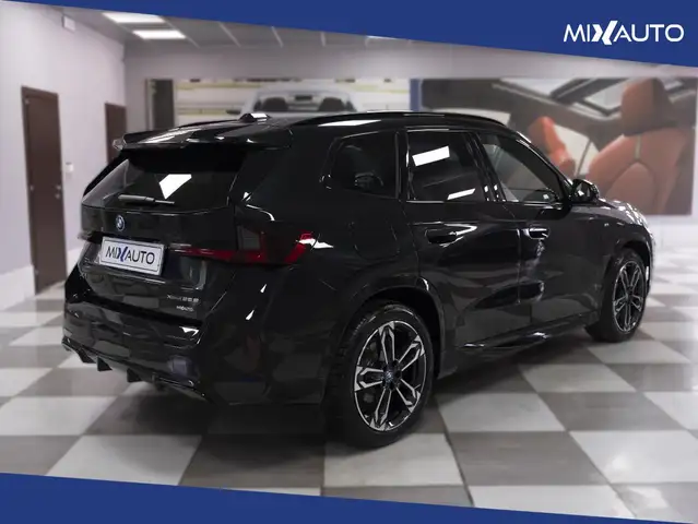 BMW X1 view 5