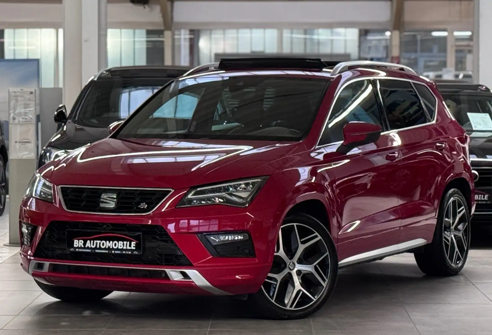 SEAT Ateca FR 4Drive*DSG*AHK*Panorama*LED*Vitrual*19Zoll Rouge - 1