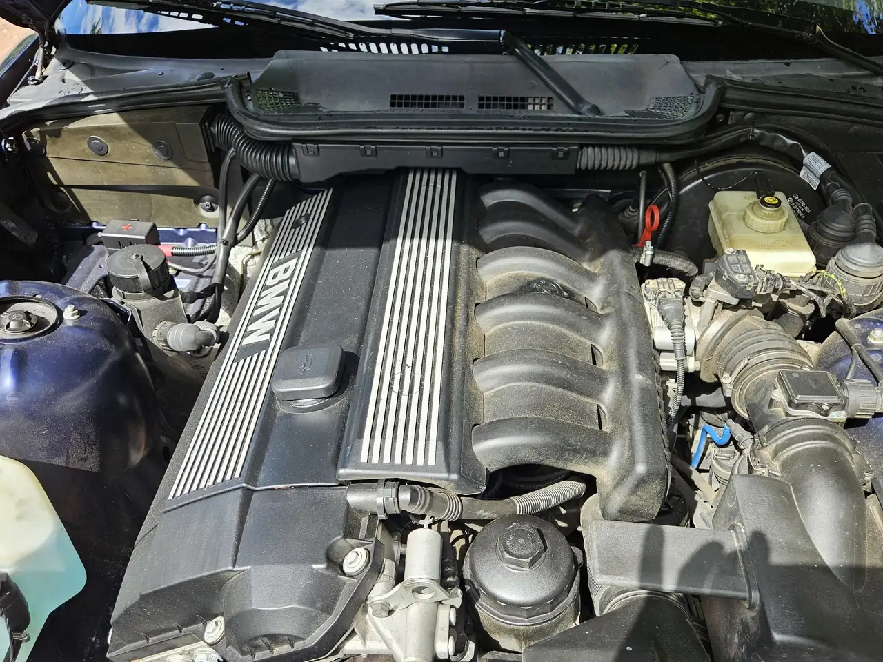 BMW 320i, foto 9