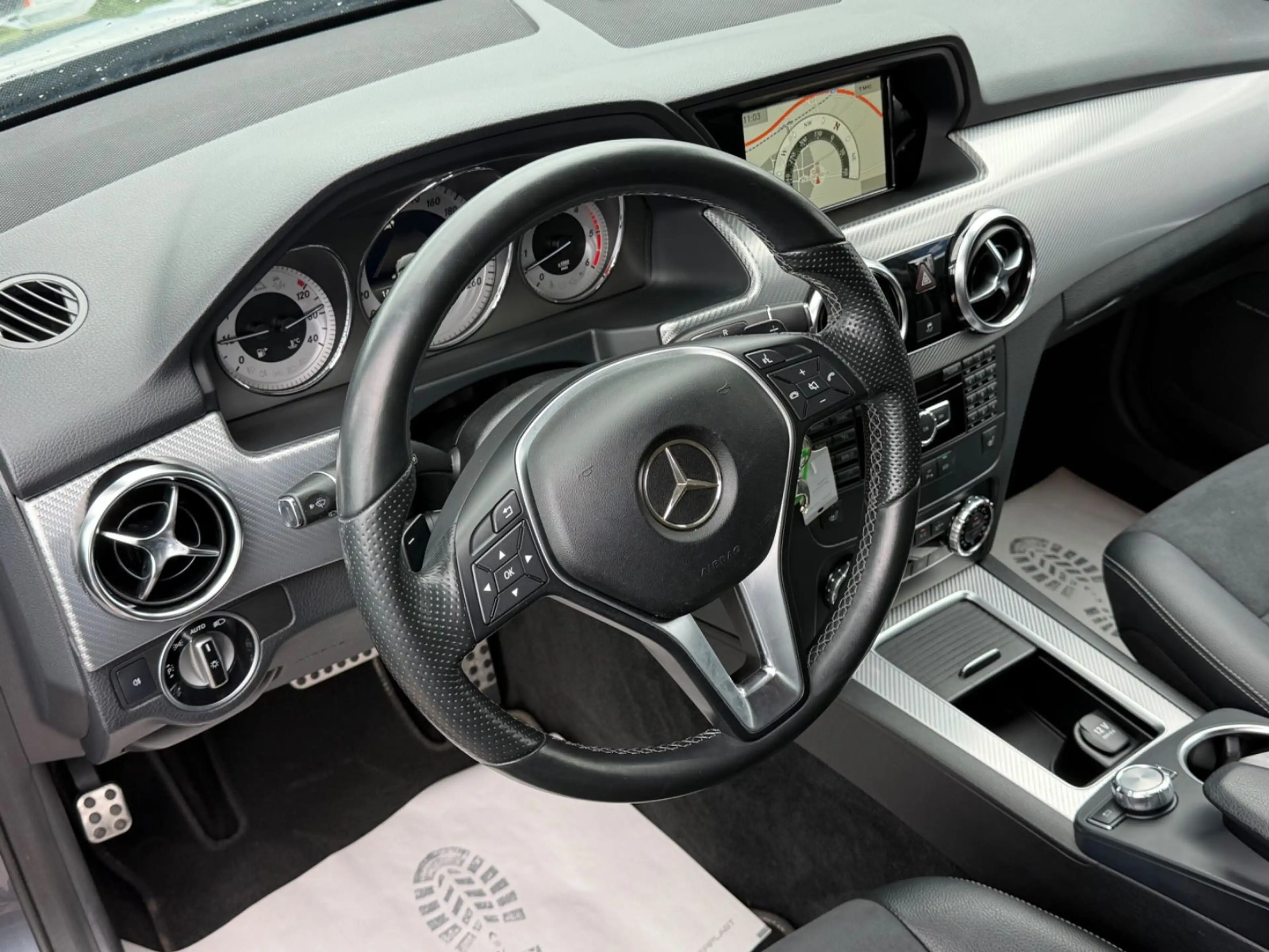 Mercedes-Benz GLK 350 GLK GLK 350 CDI BlueEfficiency 4Matic — photo 6