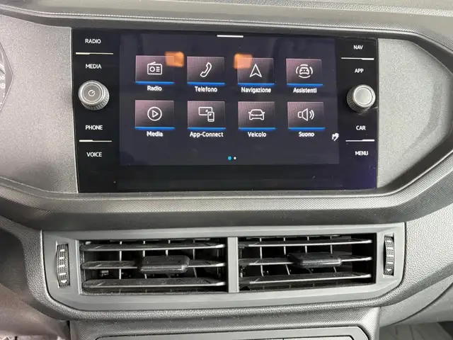 Volkswagen T-Cross view 14