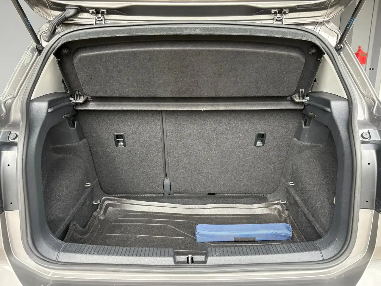 Volkswagen T-Cross 1.0 tsi Urban 95cv, миниатюра 9