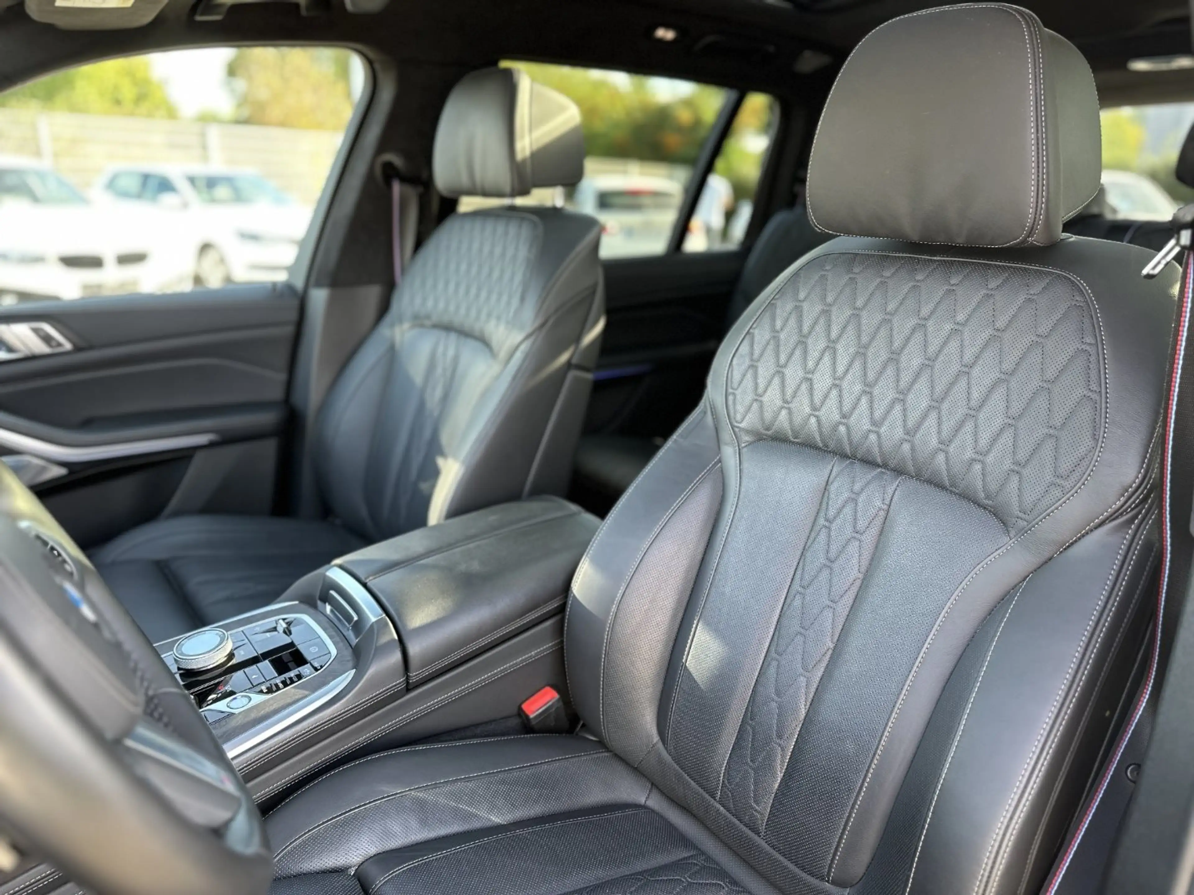 BMW X7 xDrive40d M Sportpaket Gestiksteuerung DAB — photo 15