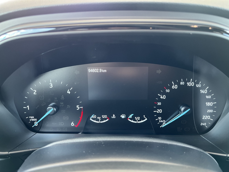 Ford Focus 1.5 EcoBlue ST-Line *KAMERA SHZ* — photo 14