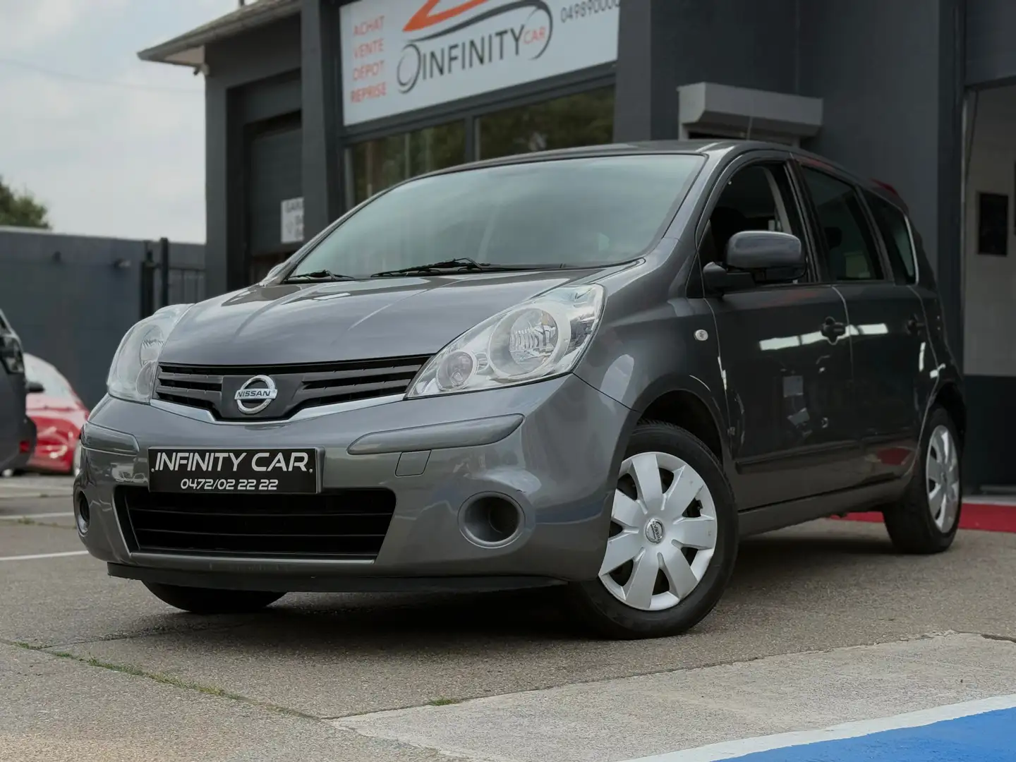 Nissan Note Note 1.4i Visia Grijs - 2
