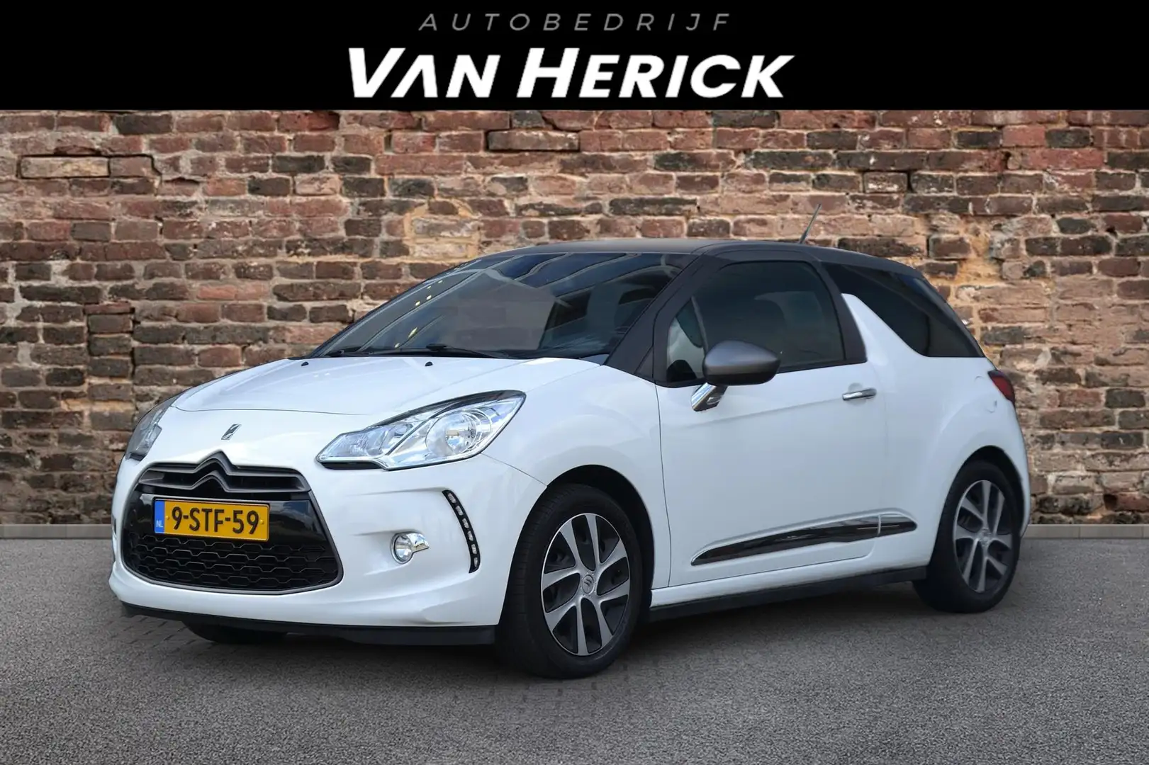Citroen DS3 1.2 VTi Chic | Airco | Cruise | Nette staat Wit - 1