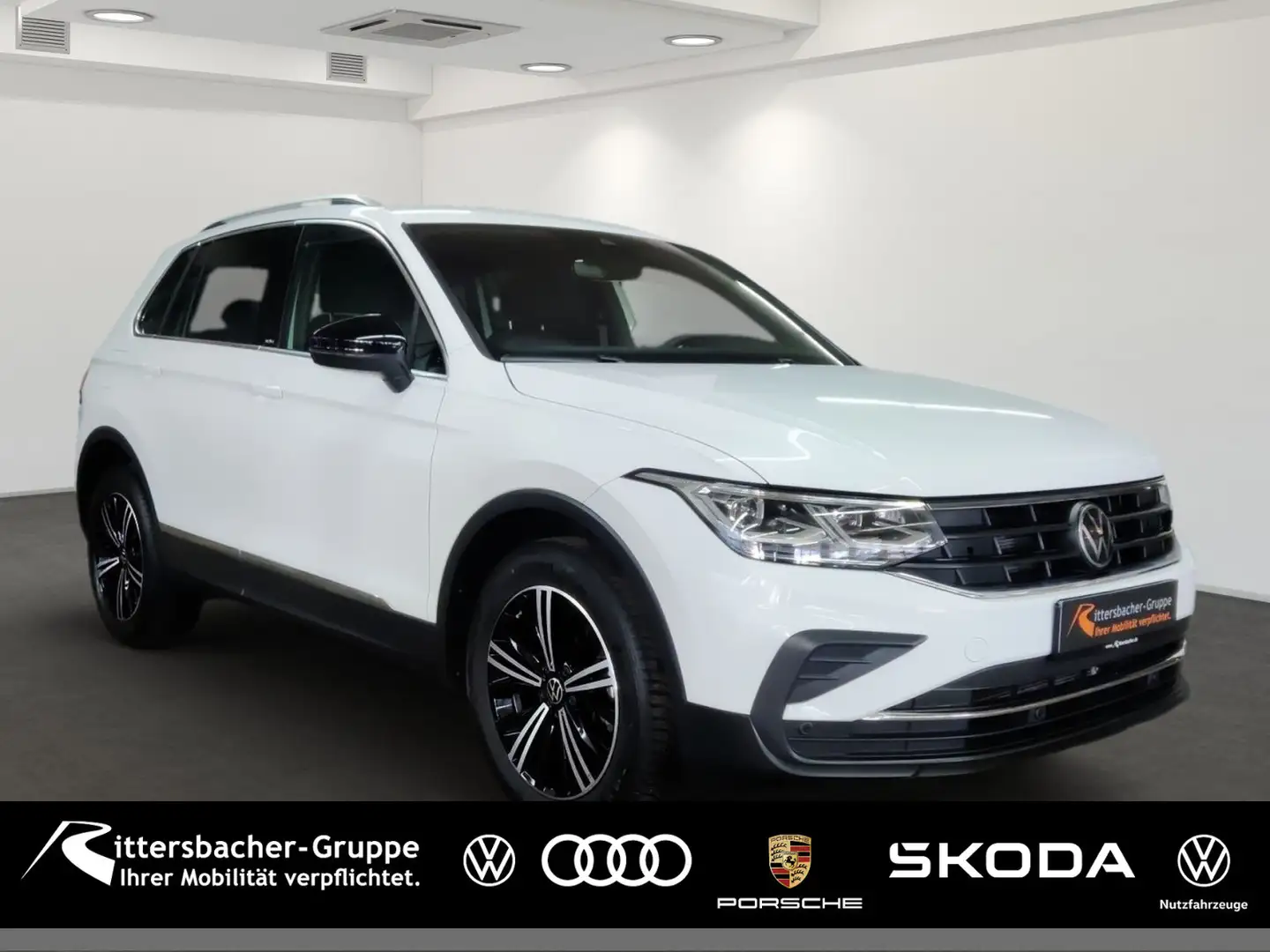 Volkswagen Tiguan 2.0 TDI Move DSG Navi LED Digital Cockpit Weiß - 1