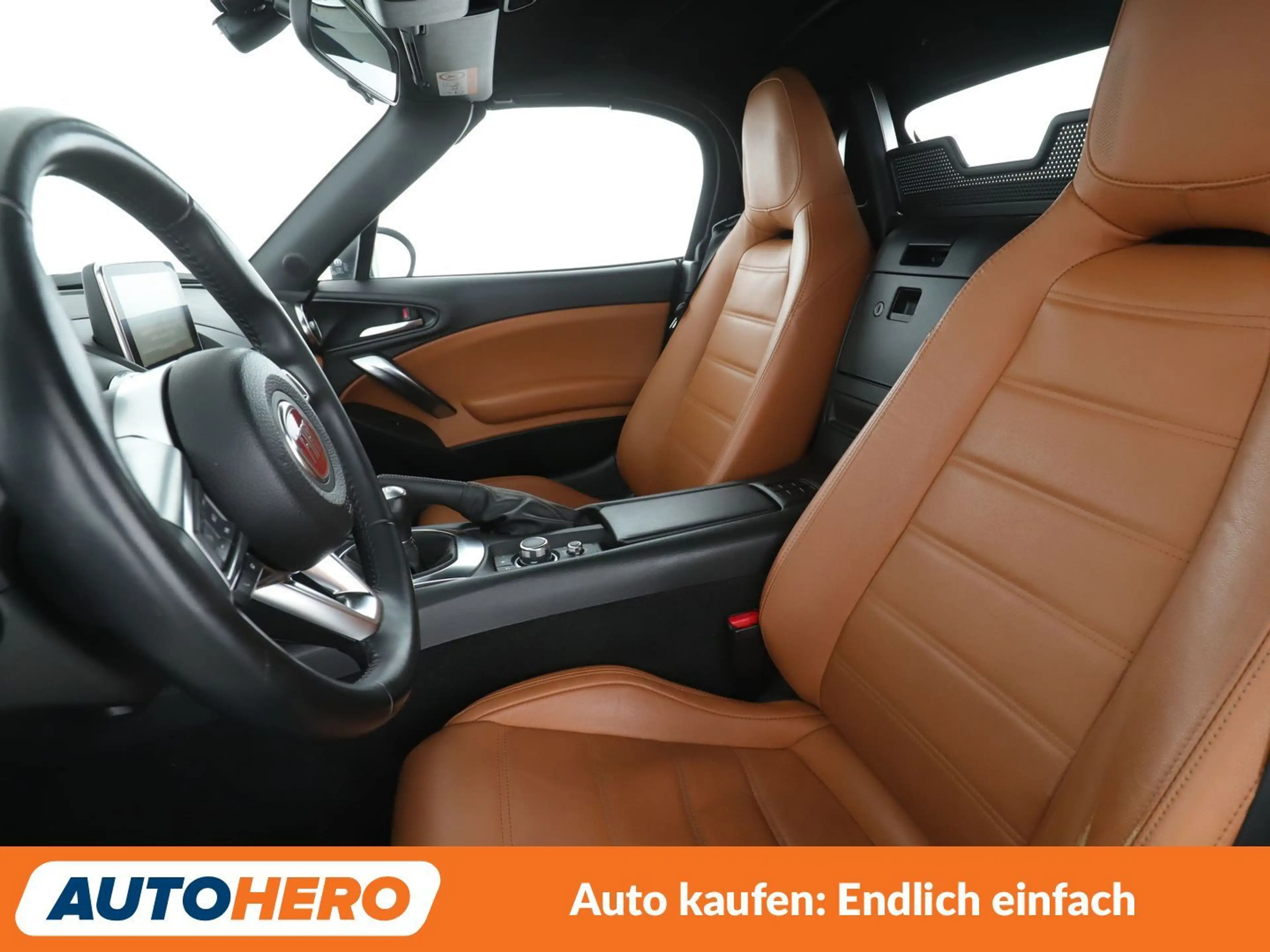 Fiat 124 Spider 1.4 Turbo Lusso *NAVI*LED*TEMPO*CAM*SHZ* — photo 10