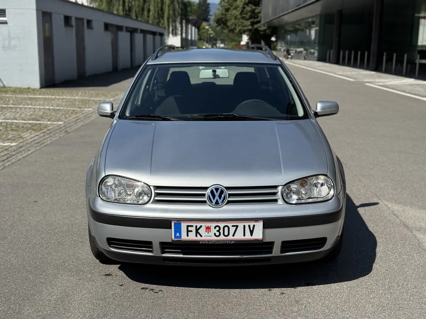Volkswagen Golf 4 1.9TDI Tüv 1/26+4mon - 2