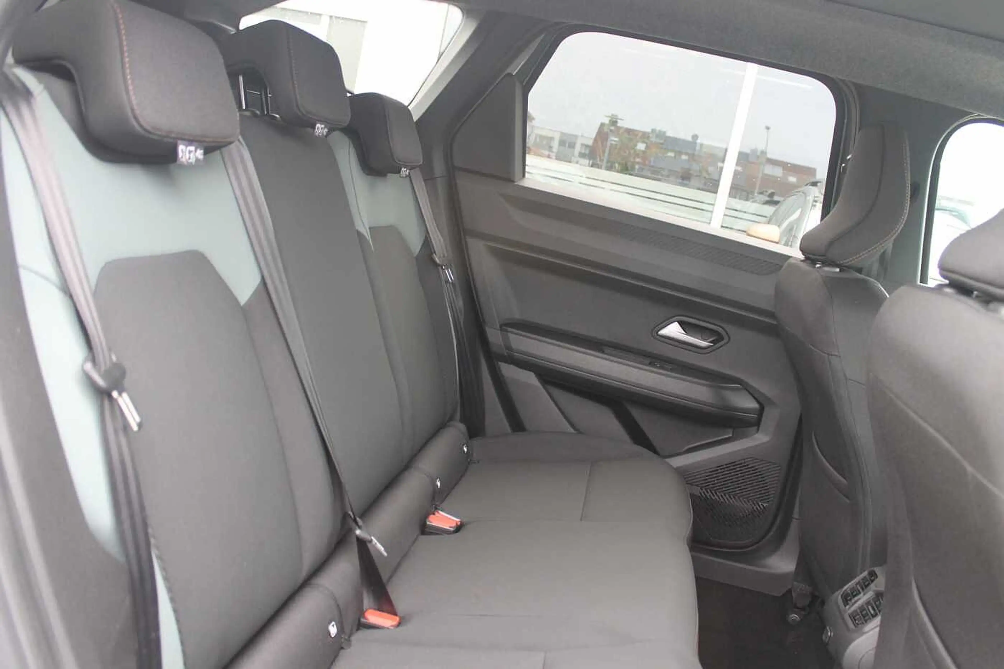 Dacia Bigster TCe 150 Hybrid-G 4x4 Extreme Winter+/Citypaket/el. — photo 9