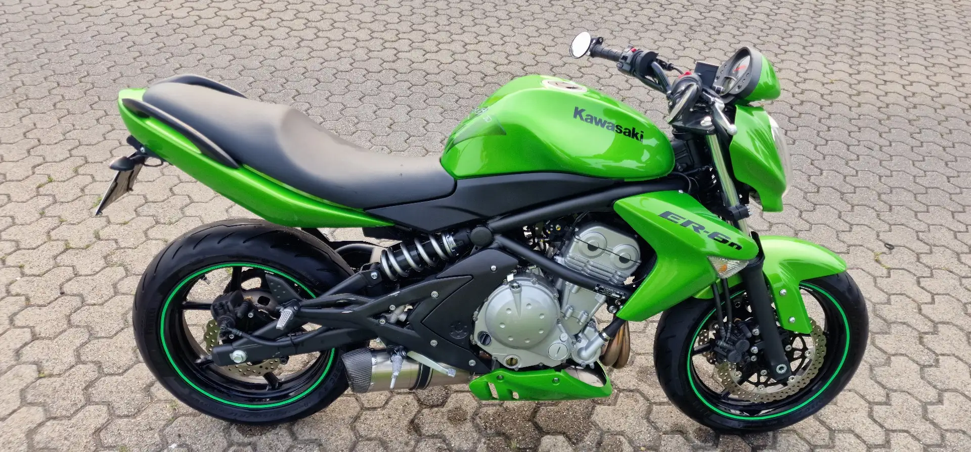 Kawasaki ER - 6 N Verde - 2