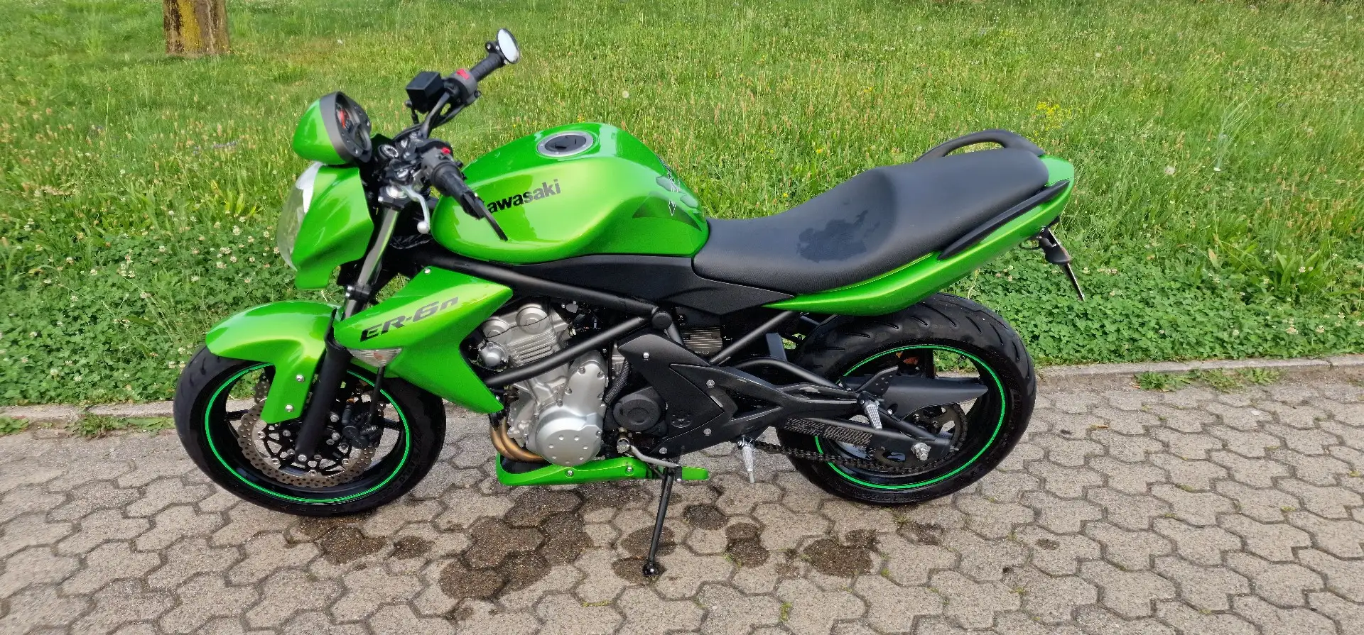 Kawasaki ER - 6 N Verde - 1