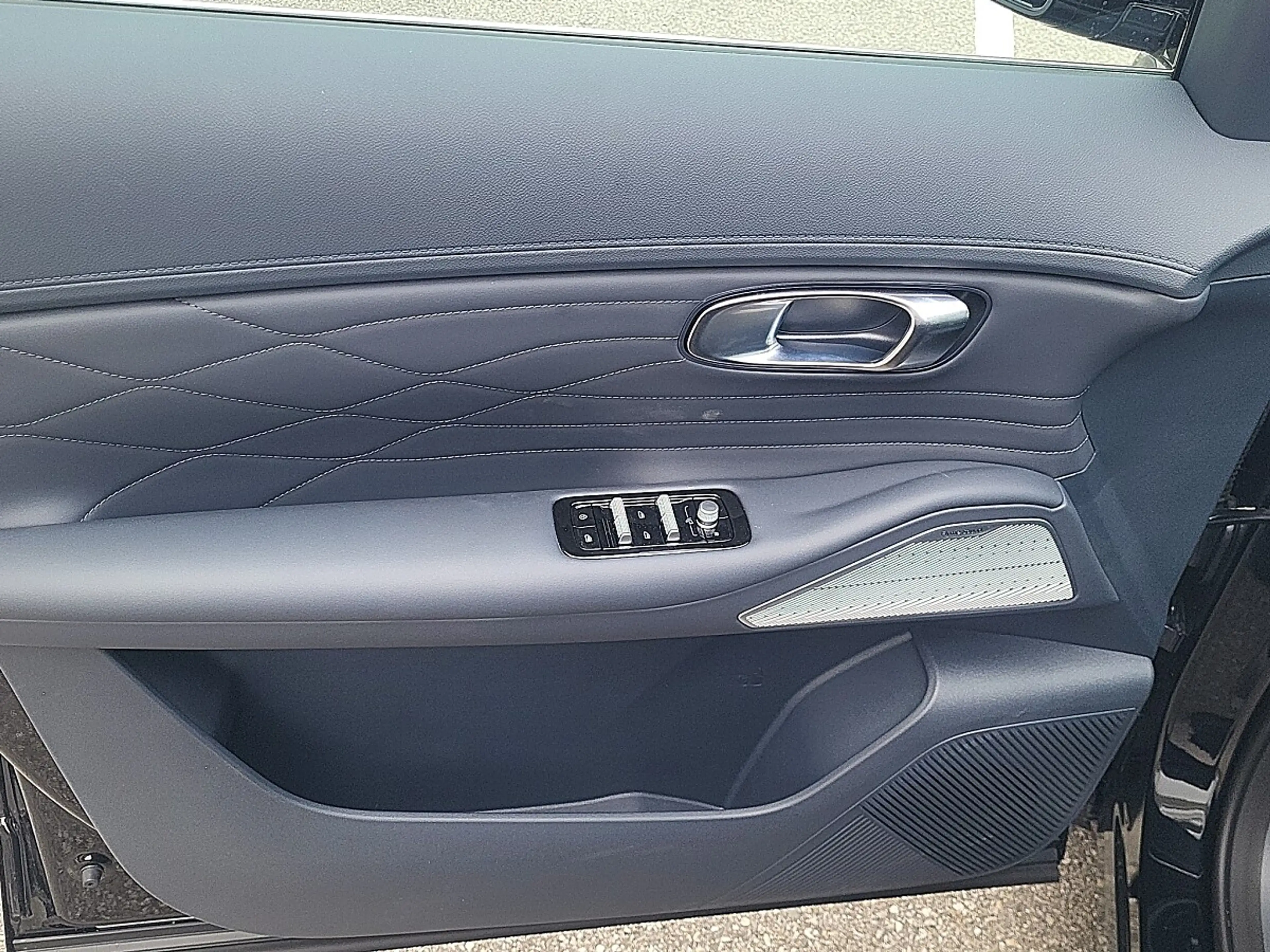 Geely Others Starray EM-i Max+ 8 Jahre Garantie — photo 15