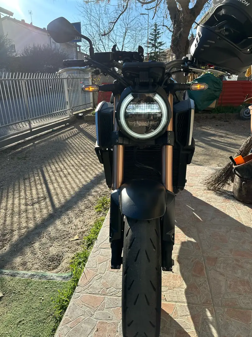 Honda CB 650 R - 1