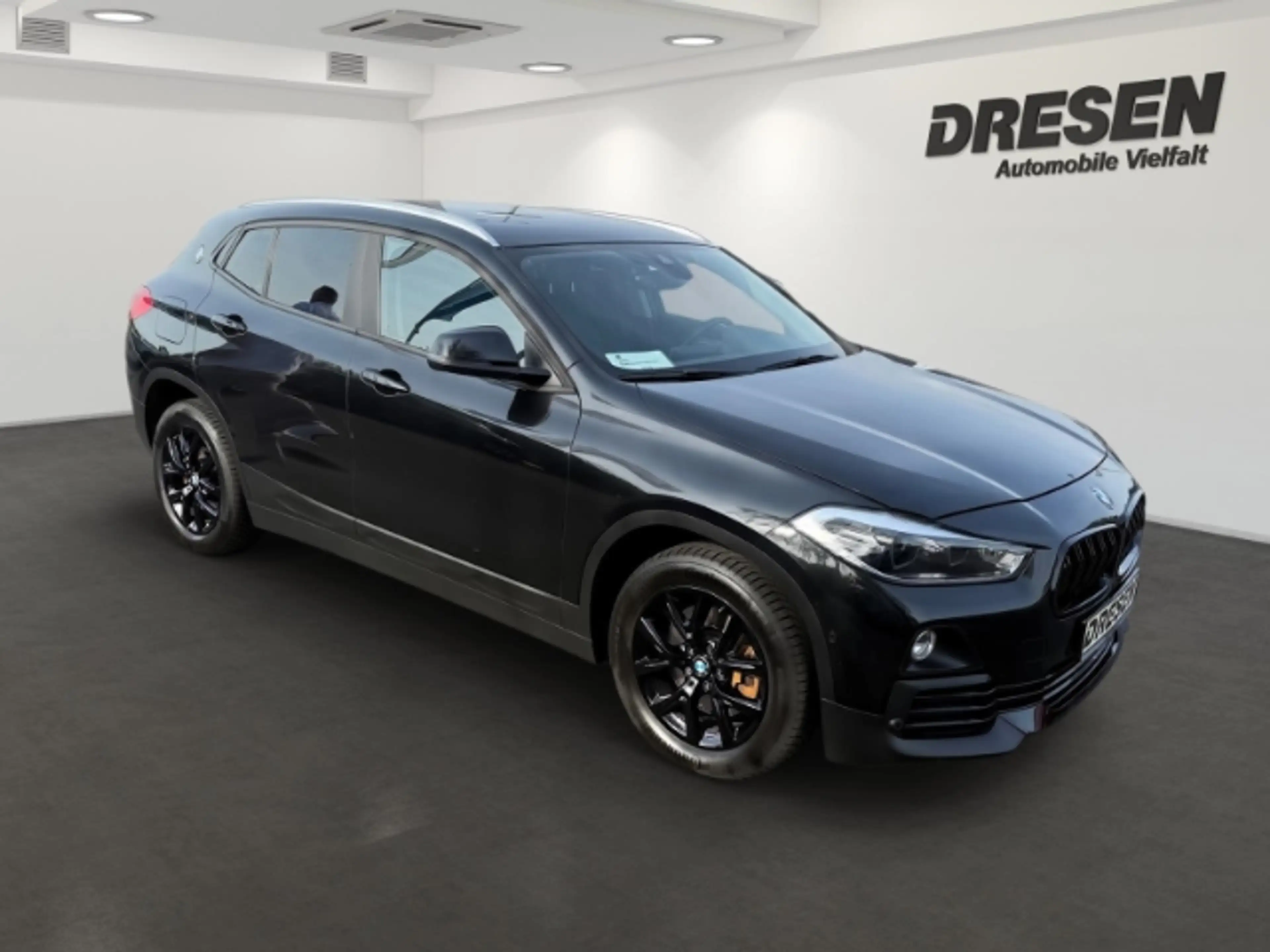 BMW X2 SDrive 20 i Advantage/Totwinkelass./CarPlay/Tempom — photo 2