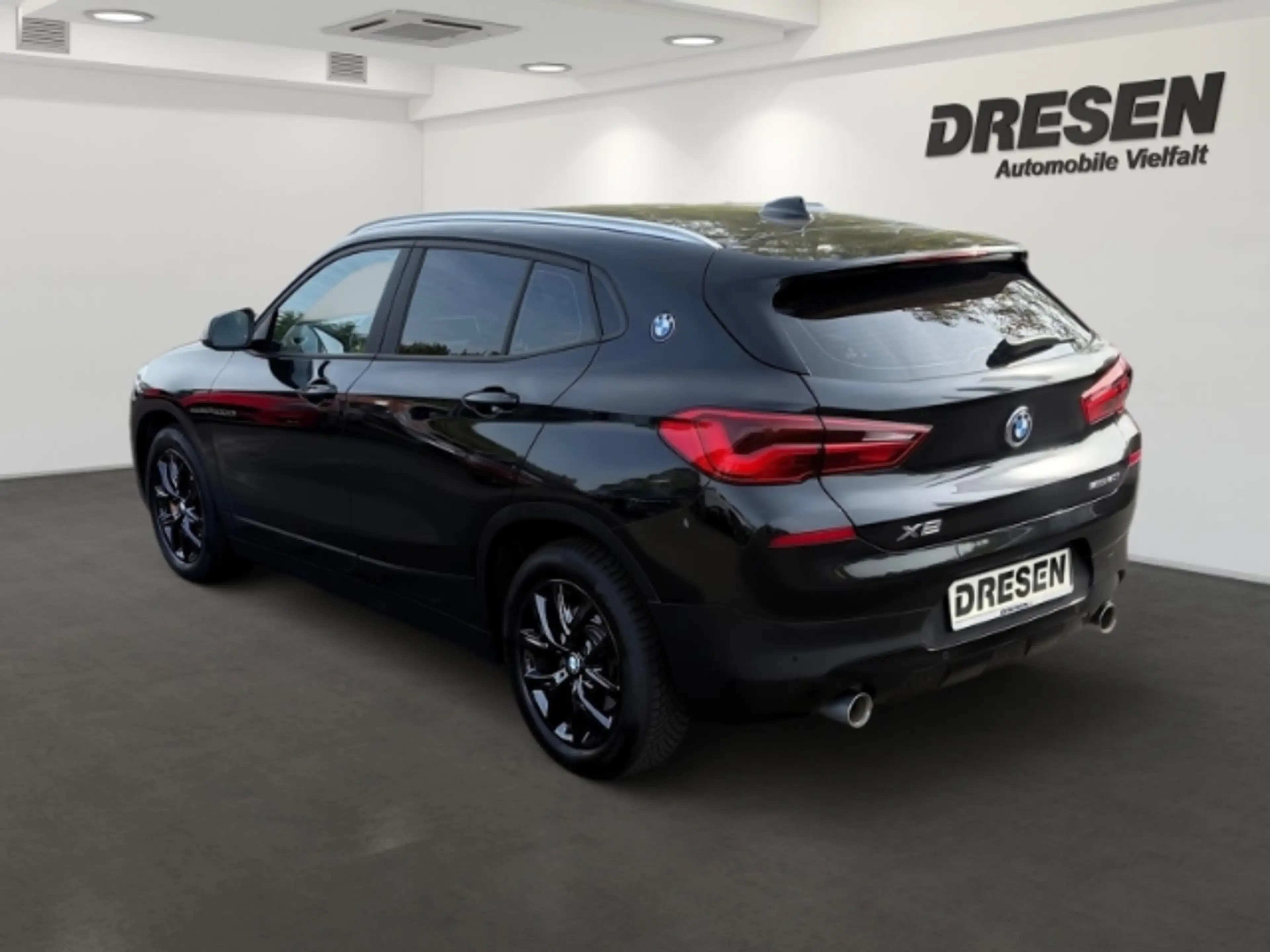 BMW X2 SDrive 20 i Advantage/Totwinkelass./CarPlay/Tempom — photo 4