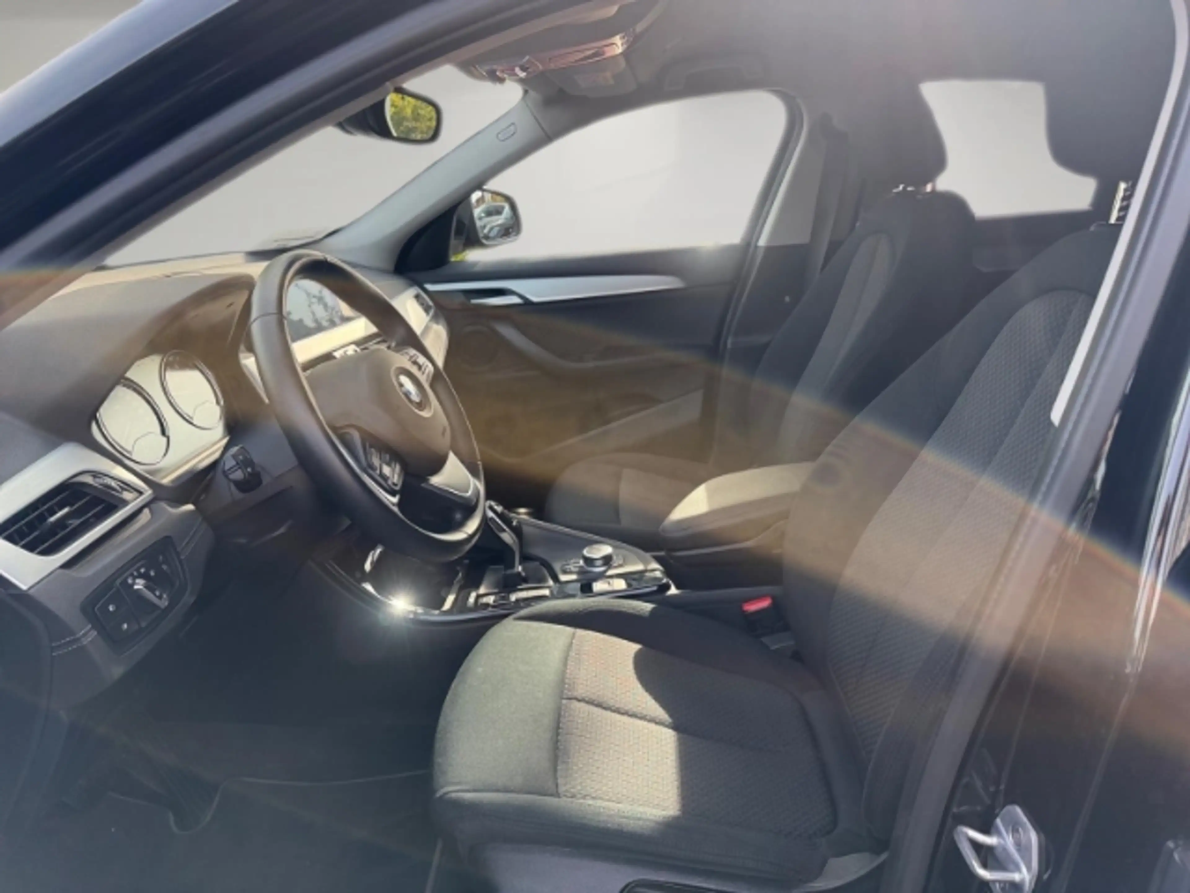 BMW X2 SDrive 20 i Advantage/Totwinkelass./CarPlay/Tempom — photo 7