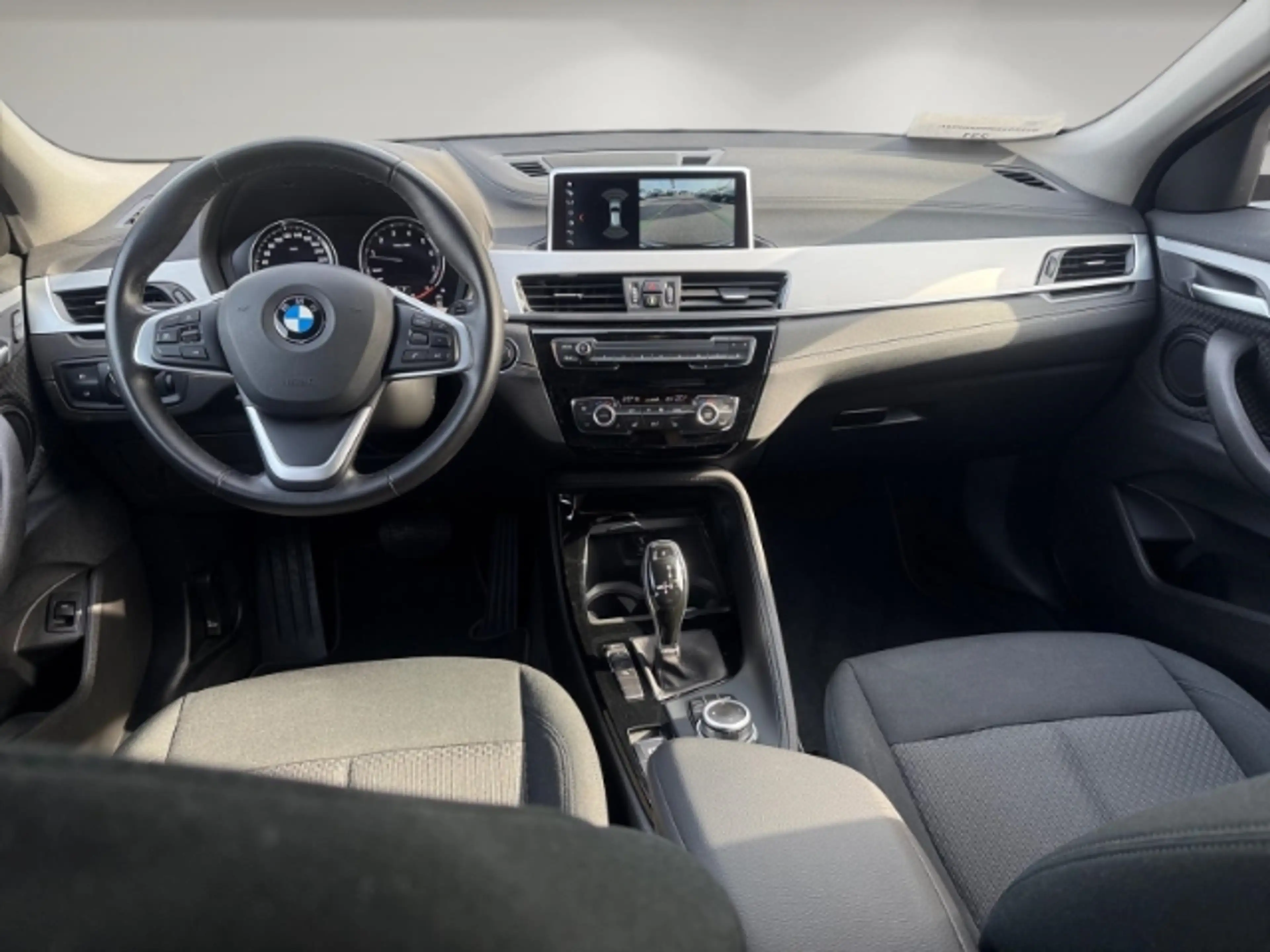 BMW X2 SDrive 20 i Advantage/Totwinkelass./CarPlay/Tempom — photo 11
