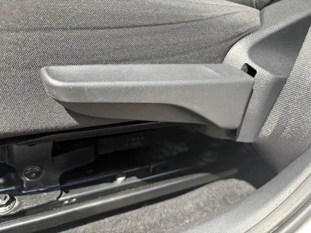 Volkswagen Up! view 7