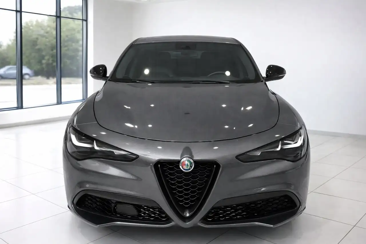 Alfa Romeo Stelvio 2024