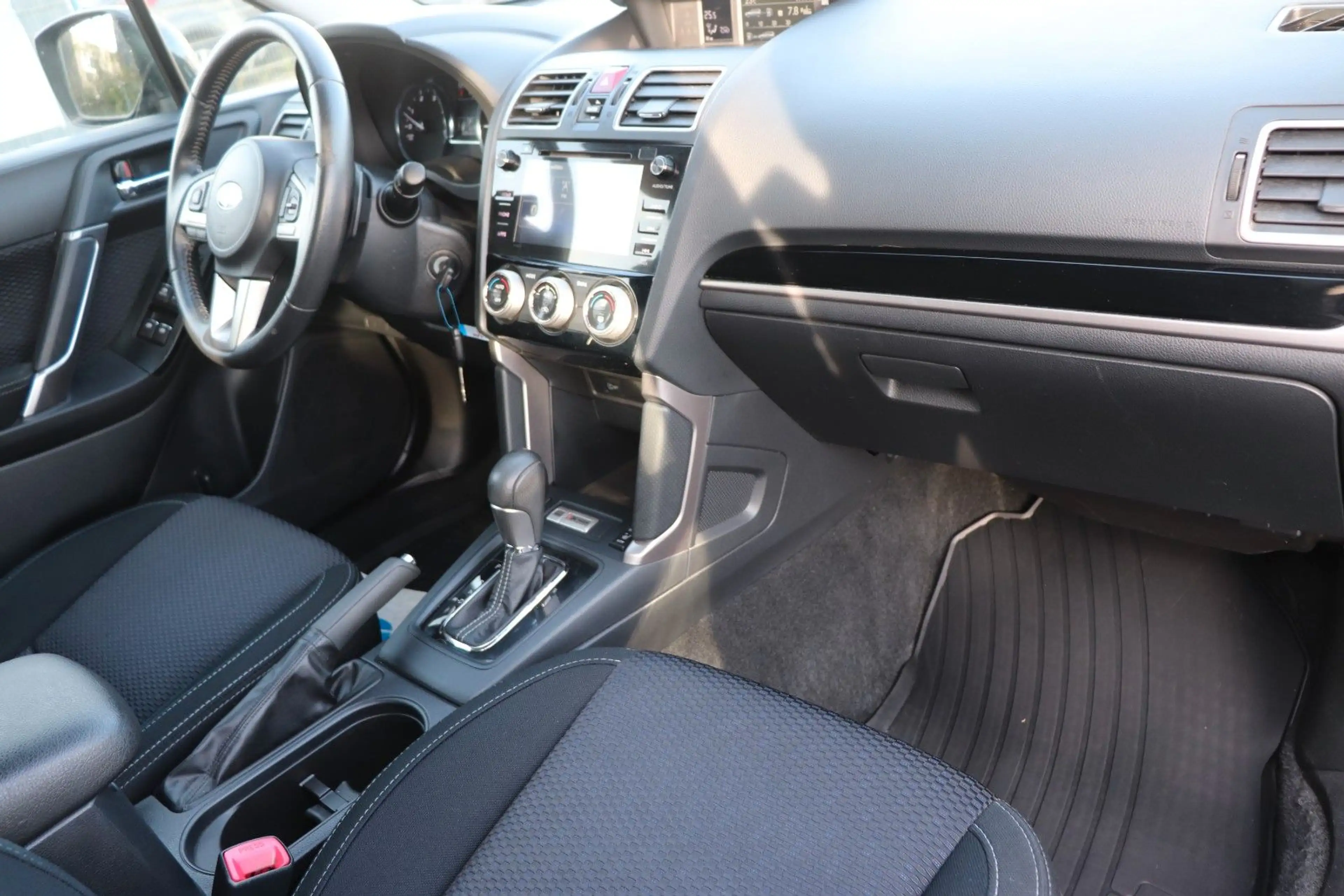 Subaru Forester Exclusive — photo 10