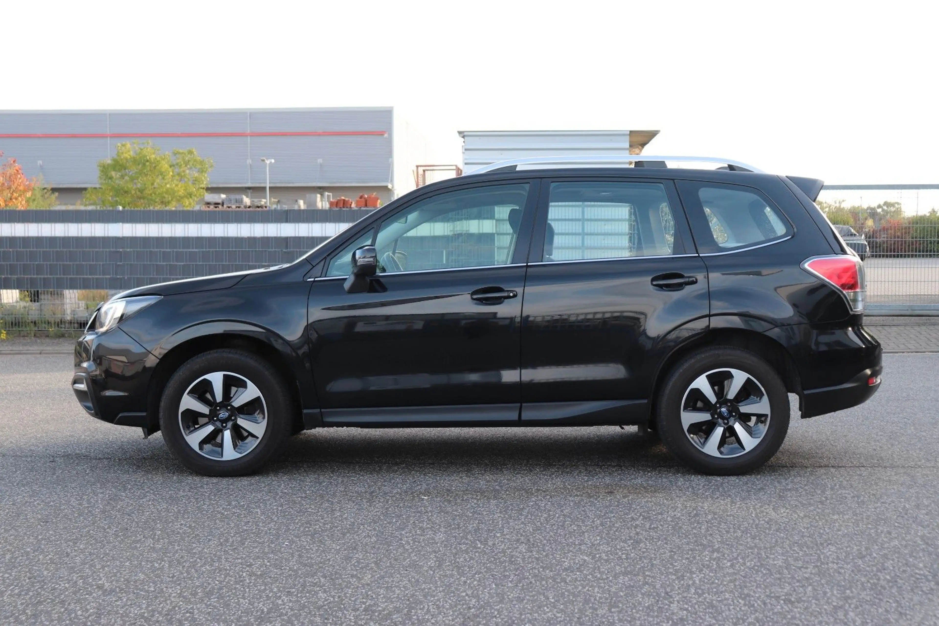 Subaru Forester Exclusive — photo 2