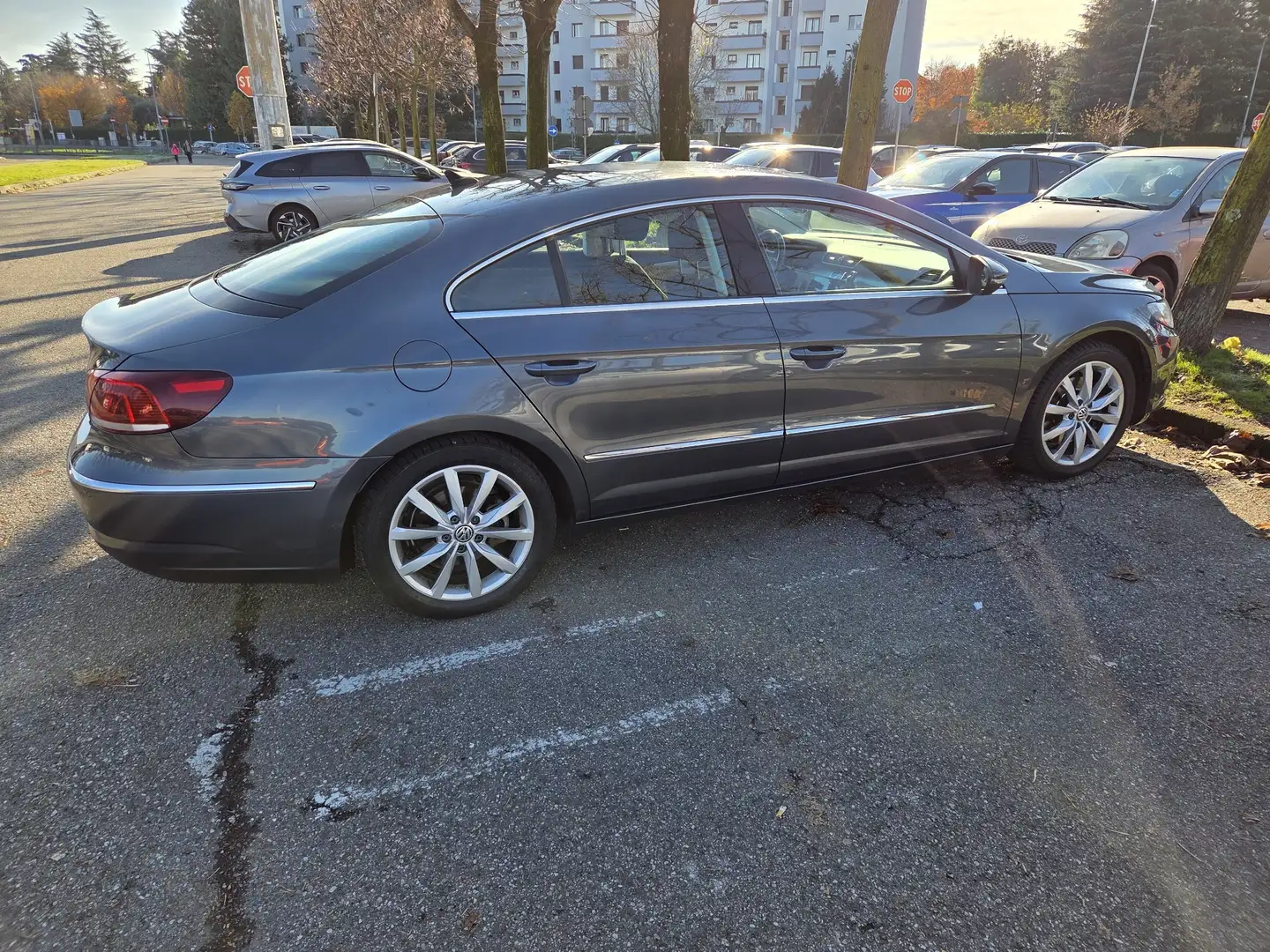 Volkswagen CC 2.0 tdi bm 140cv - 1