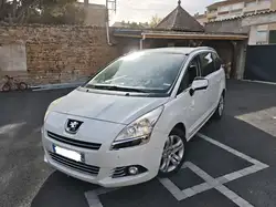 Peugeot 5008 2.0 HDi 150ch FAP BVM6 Premium 7pl