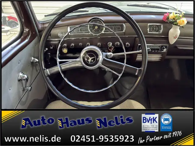 Mercedes-Benz Unknown Model view 12